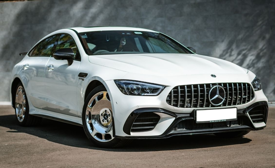 MERCEDES E300 for rent of Car